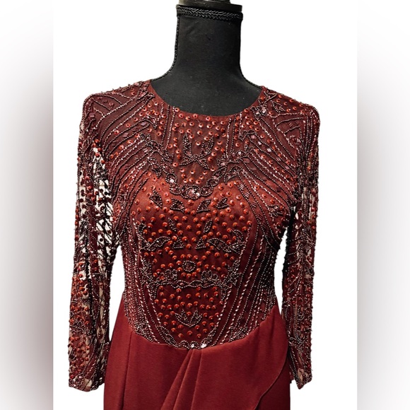 ADRIANNA PAPELL Burgundy Long Sleeve Sequin Maxi Sheath Evening Dress (NWT) - Picture 9 of 10